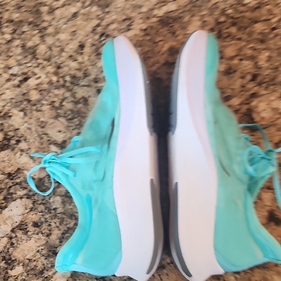 Nike Zoom Fly 3 Aurora Green Smoke Grey - Picture 5 of 6